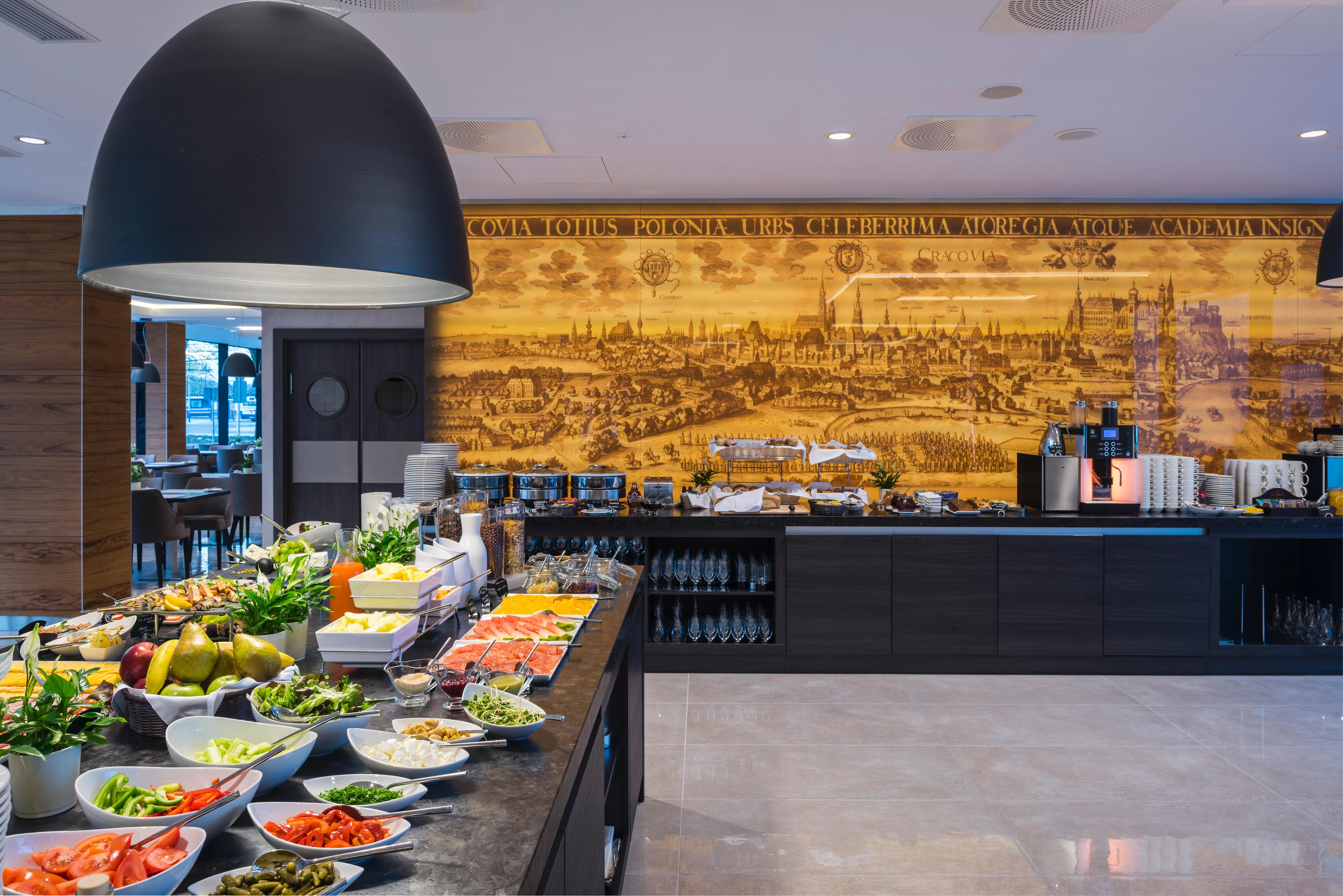 Q Hotel Plus คราคูฟ ภายนอก รูปภาพ